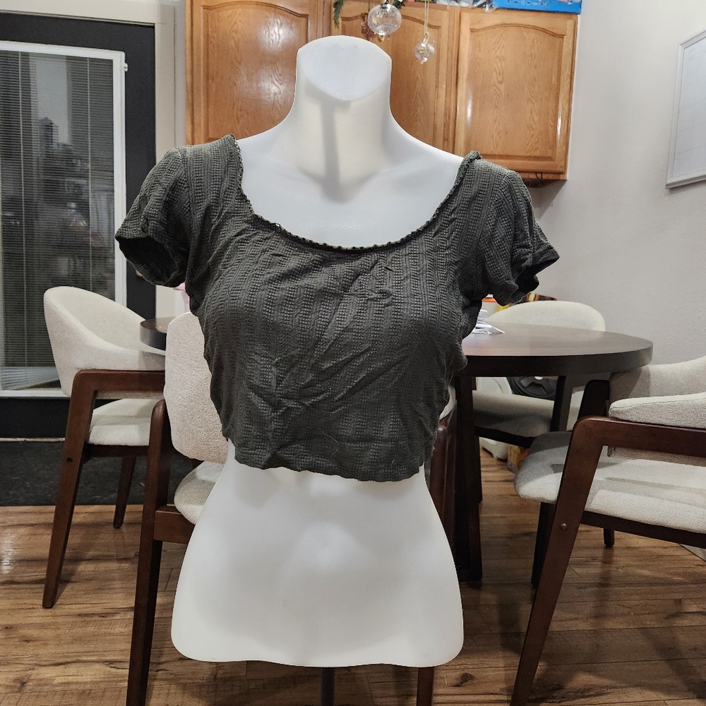 No Tag crop baby tee